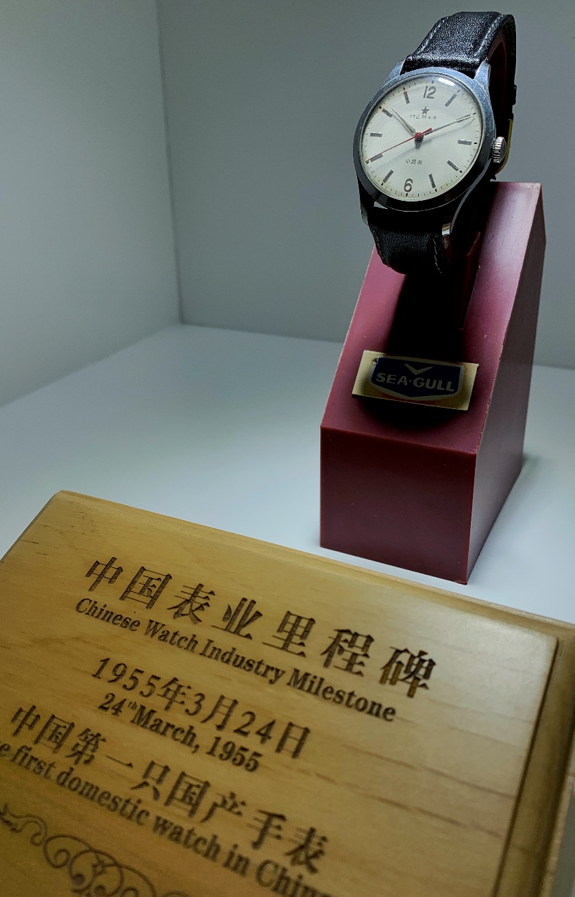 国民品牌“海鸥表”的风雨65年：曾生产中国第一块手表，借力拼多多再转型